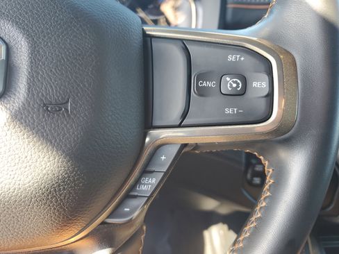 Used 2024 RAM 2500 Limited image 21