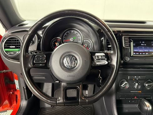 Used 2019 Volkswagen Beetle 2.0T S FWD image 15