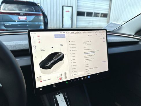 Used 2025 Tesla Model 3 Long Range AWD/4WD image 8