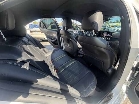 Used 2022 Mercedes-Benz E 350 Sedan image 17