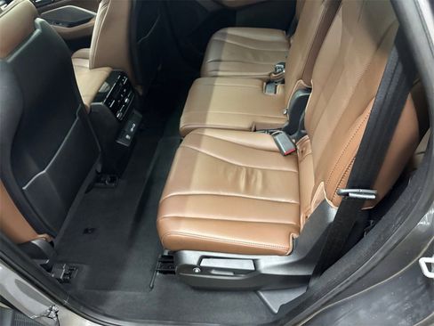 Certified 2023 Acura MDX SH-AWD w/ Technology Package image 14