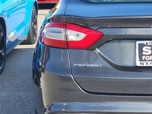 Used 2015 Ford Fusion S image 6