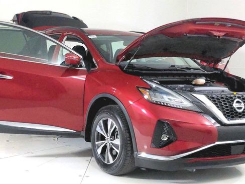 Used 2019 Nissan Murano SV w/ Premium Package AWD/4WD image 9