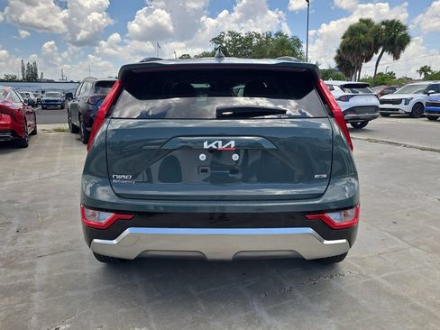 New 2026 Kia Niro FWD image 7