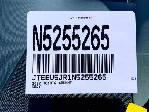 Used 2022 Toyota 4Runner SR5 RWD image 33