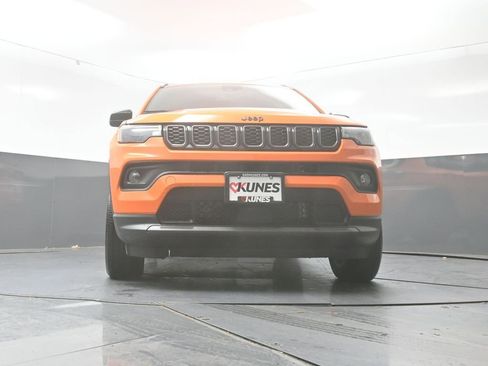 New 2026 Jeep Compass Latitude AWD/4WD image 39