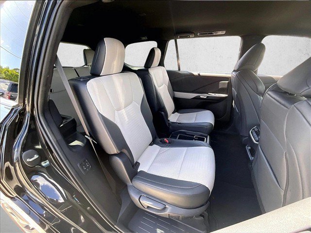 Used 2025 Lexus TX 500h AWD w/ Technology Package image 29
