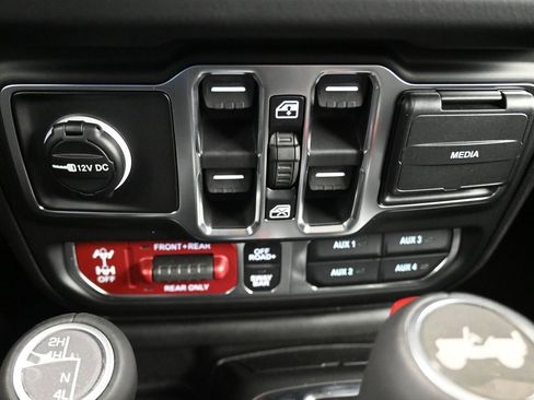 New 2026 Jeep Wrangler Unlimited Rubicon image 20