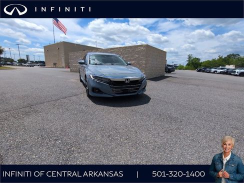 Used 2021 Honda Accord Touring image 1