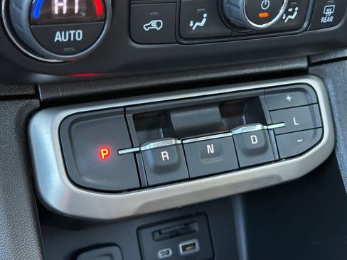 Used 2023 GMC Acadia Denali w/ Black Diamond Edition AWD/4WD image 23