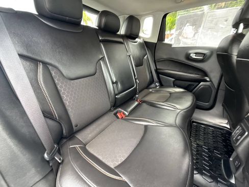 Used 2020 Jeep Compass Latitude AWD/4WD image 16