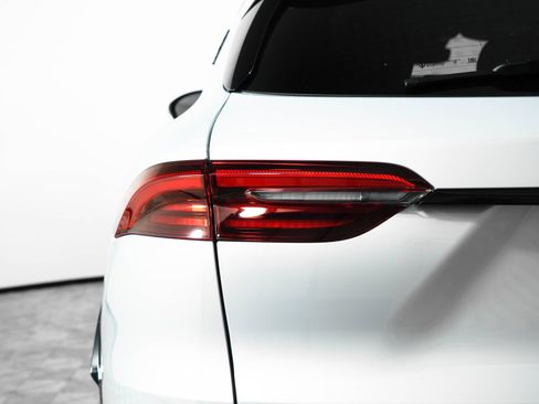 Used 2025 Maserati Grecale Modena image 13