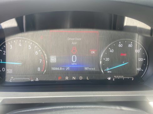 Used 2024 Ford Explorer XLT w/ Equipment Group 202A AWD/4WD image 19