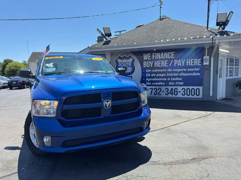 Used 2016 RAM 1500 Express AWD/4WD image 1