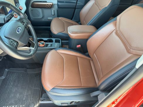 Used 2024 Ford Maverick Lariat w/ 4K Tow Package AWD/4WD image 17