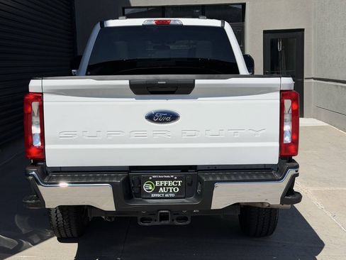 Used 2025 Ford F350 XLT w/ FX4 Off-Road Package AWD/4WD image 16