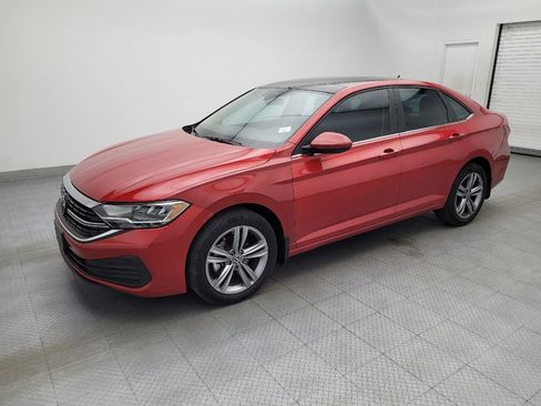 Used 2024 Volkswagen Jetta SE image 2