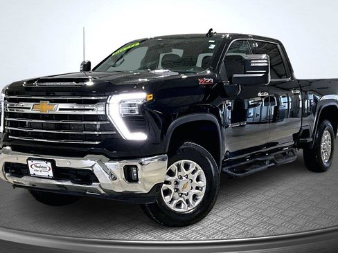 Used 2024 Chevrolet Silverado 2500 LTZ w/ LTZ Convenience Package image 1