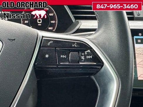 Used 2022 Audi e-tron Premium image 20