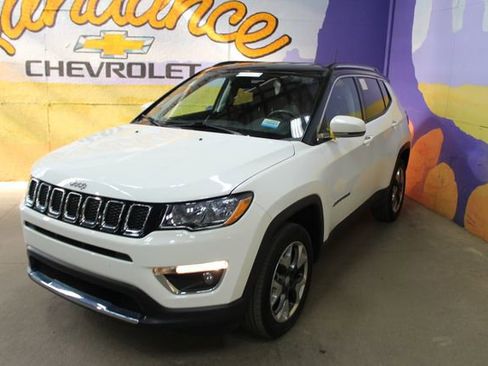 Used 2020 Jeep Compass Limited AWD/4WD image 4