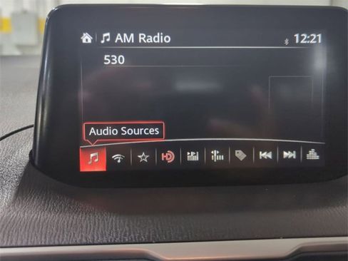 Used 2017 MAZDA MAZDA3 Sport image 13