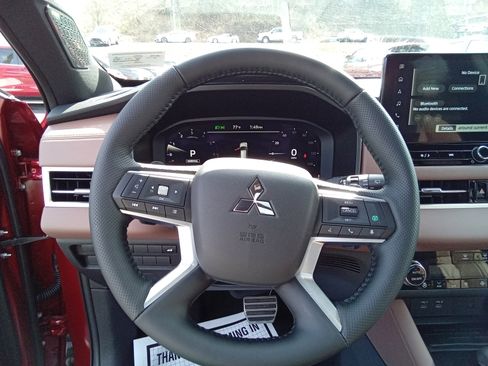 Used 2026 Mitsubishi Outlander SEL AWD/4WD image 15