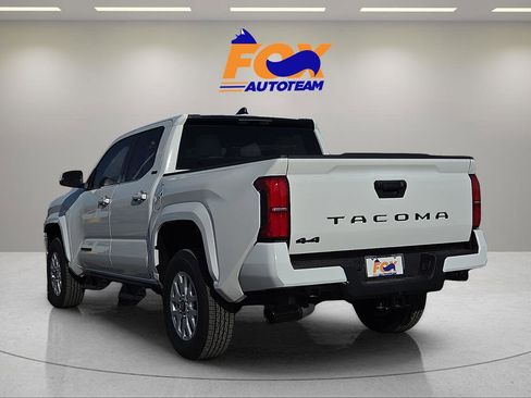 New 2026 Toyota Tacoma SR5 AWD/4WD image 3