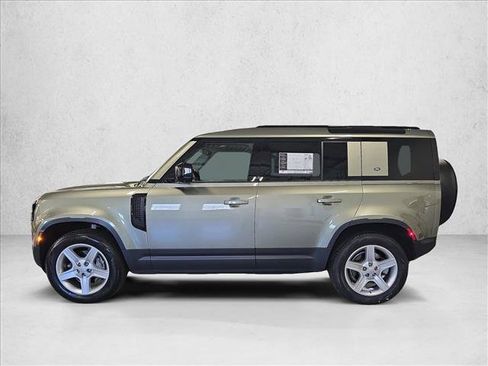 Certified 2023 Land Rover Defender 110 SE AWD/4WD image 8