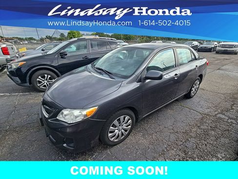 Used 2012 Toyota Corolla LE FWD image 2