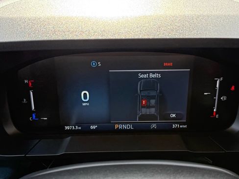 Used 2025 Ford Maverick XL w/ 4K Tow Package image 10