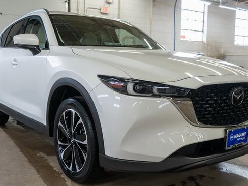 Used 2023 MAZDA CX-5 AWD 2.5 S w/ Premium Plus Pkg image 4