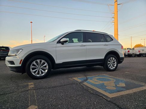 Used 2018 Volkswagen Tiguan S image 8