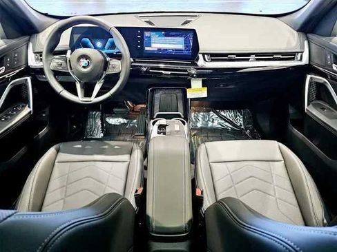 Used 2025 BMW X1 xDrive28i w/ Convenience Package AWD/4WD image 10