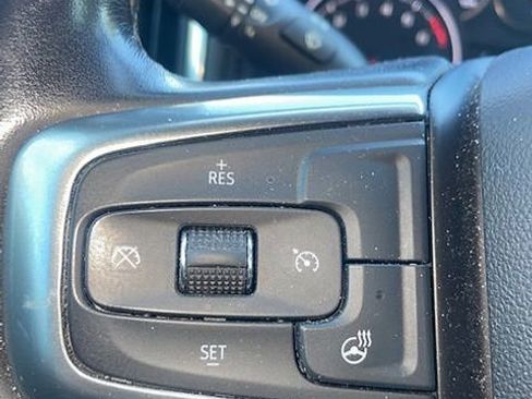 Used 2022 Chevrolet Silverado 1500 LT w/ Safety Package image 11