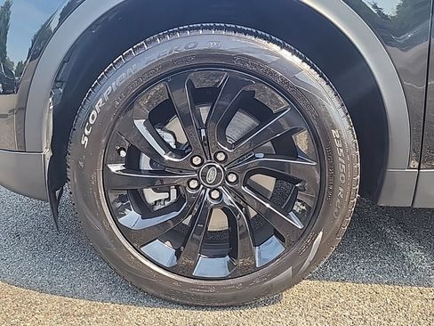 Certified 2023 Land Rover Discovery Sport S AWD/4WD image 27