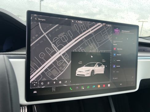 Used 2022 Tesla Model S Plaid AWD/4WD image 27