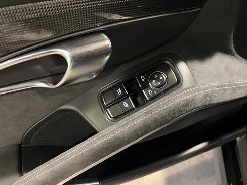 Used 2014 Porsche 911 GT3 image 25