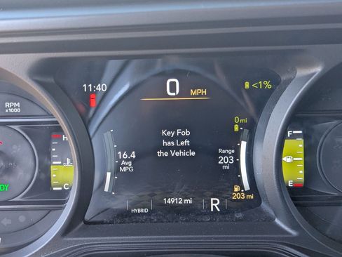 Used 2025 Jeep Wrangler Sahara 4xe image 29