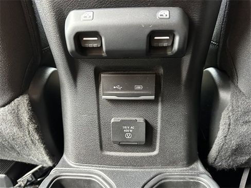 Used 2020 Jeep Gladiator Overland w/ Trailer Tow Package image 14