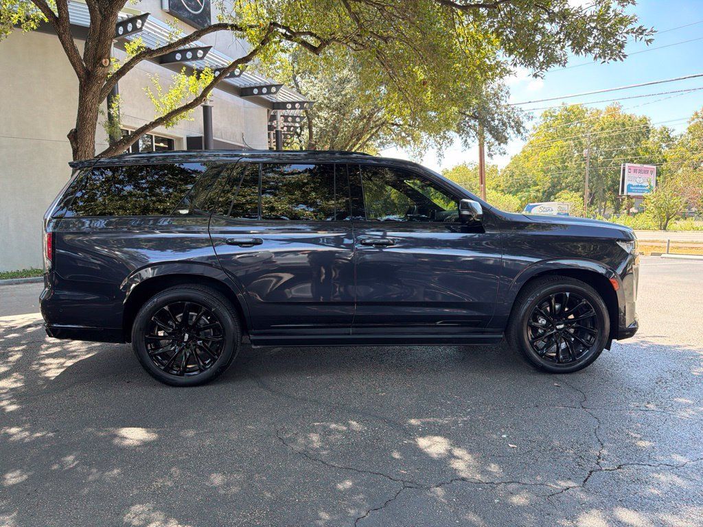 Used 2023 Cadillac Escalade Sport w/ LPO, ONYX Package AWD/4WD image 8