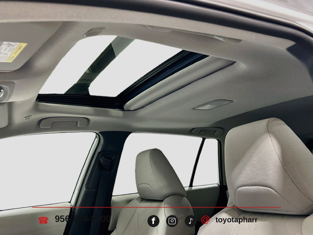 New 2026 Toyota Corolla Cross LE w/ Moonroof Package FWD image 19