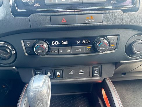Used 2022 Nissan Frontier PRO-4X AWD/4WD image 15