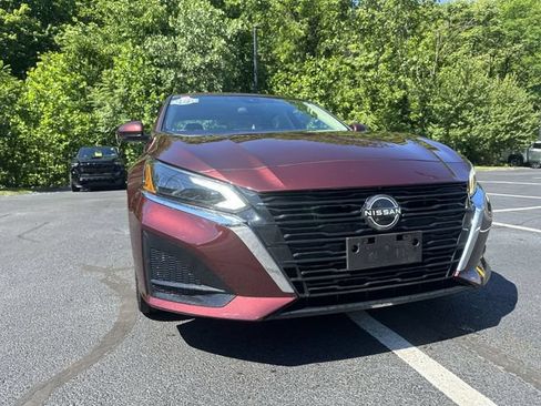Used 2023 Nissan Altima 2.5 SL AWD/4WD image 11