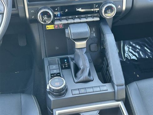 Used 2025 Toyota 4Runner Limited image 23