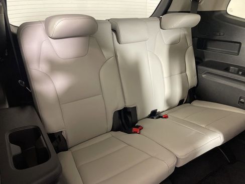 New 2025 Kia Telluride EX image 18