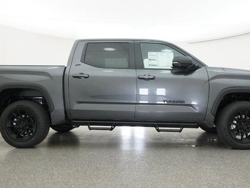New 2026 Toyota Tundra SR5 AWD/4WD image 40