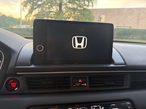 Used 2024 Honda Pilot Touring image 14