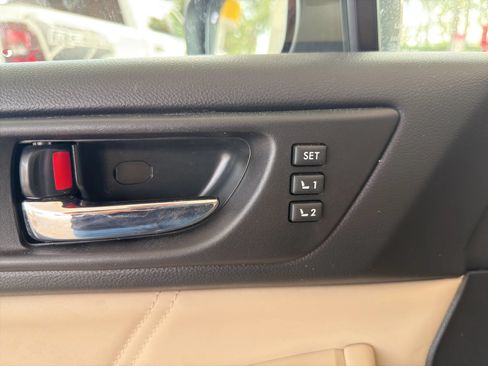 Used 2018 Subaru Outback 2.5i Limited AWD/4WD image 27