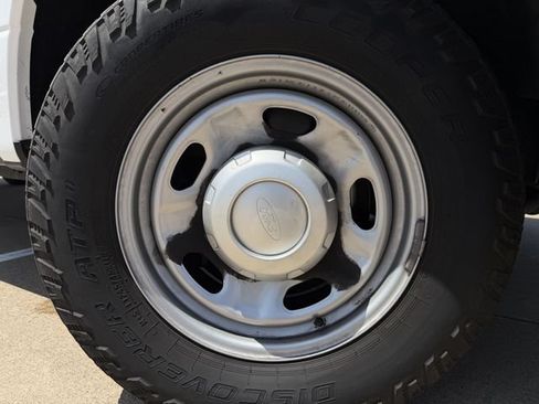 Used 2021 Ford F250 XL RWD image 10
