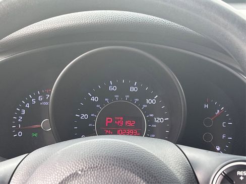 Used 2016 Kia Soul FWD image 20